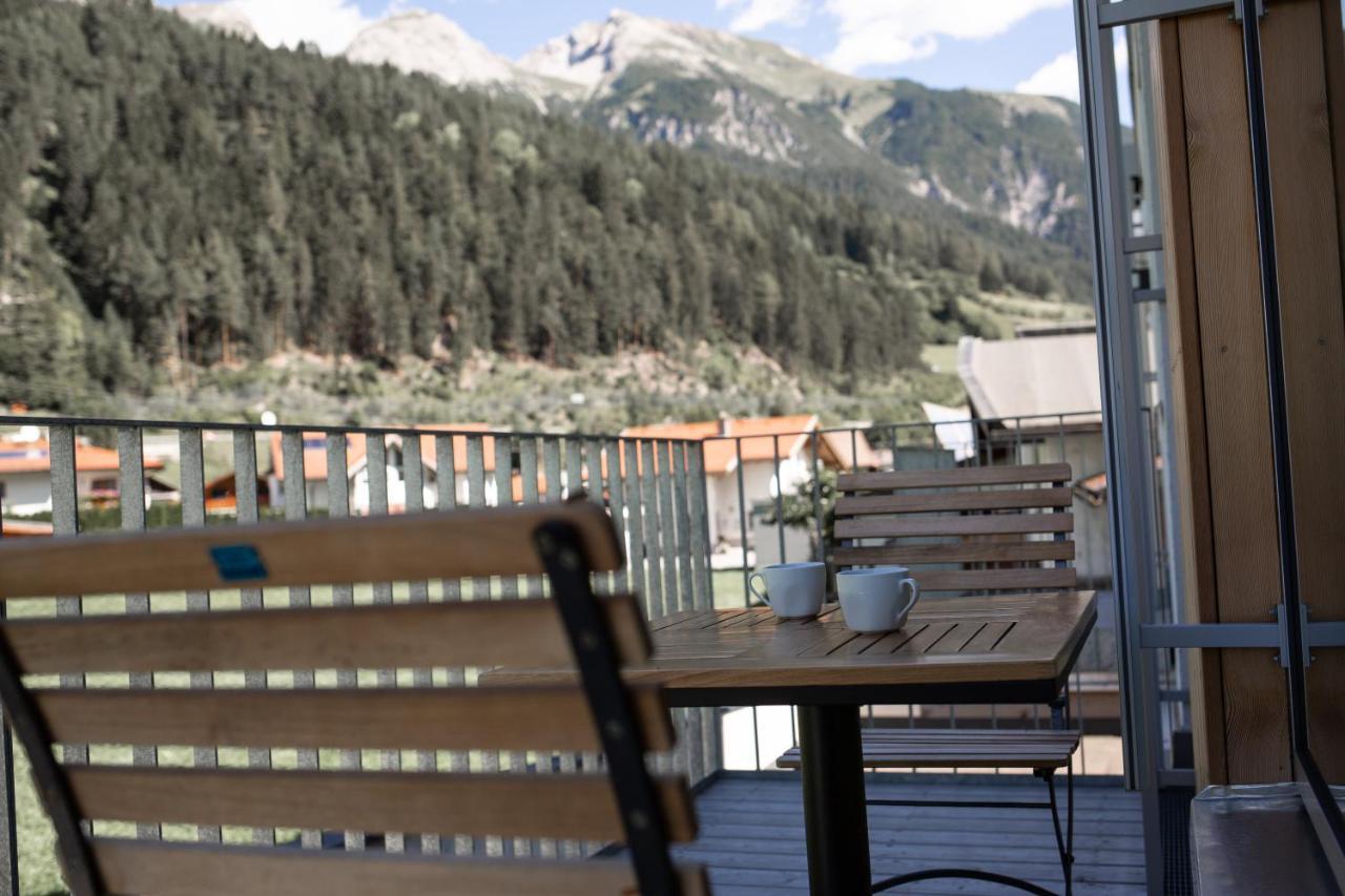פרטנאו Arlberg Mountain Resort מראה חיצוני תמונה